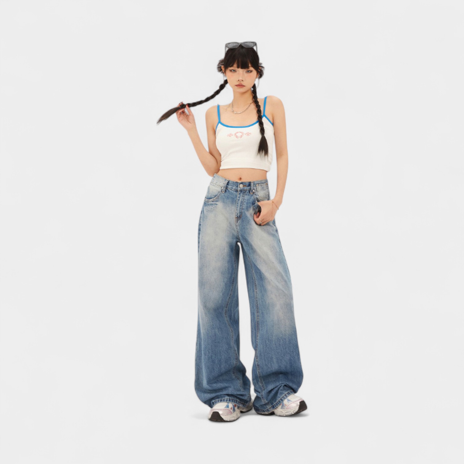 Women's Relaxed Fit/Loose Fit Jeans - Image 3