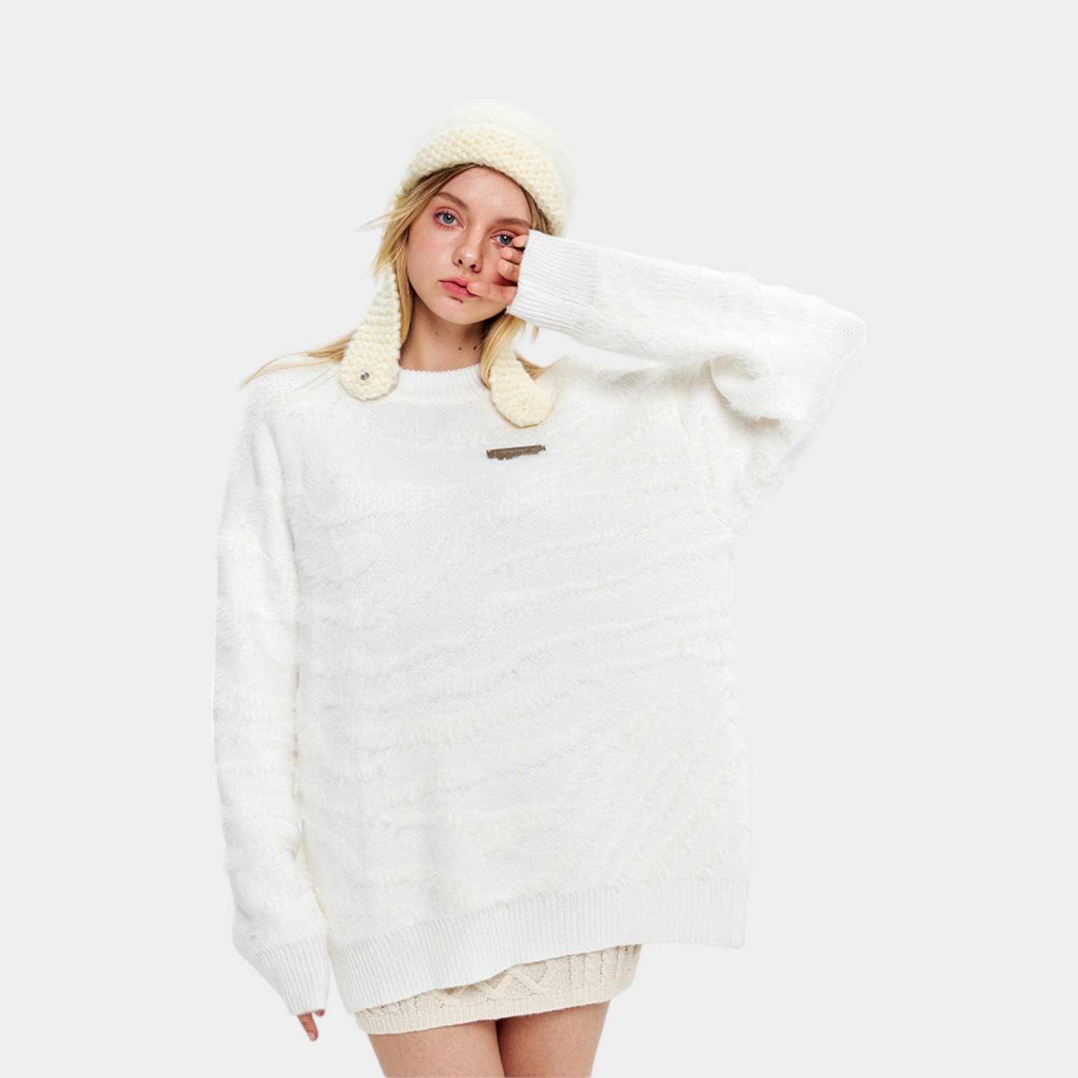 Women's Oversized Long sleeves Knitted Jumper - Image 3