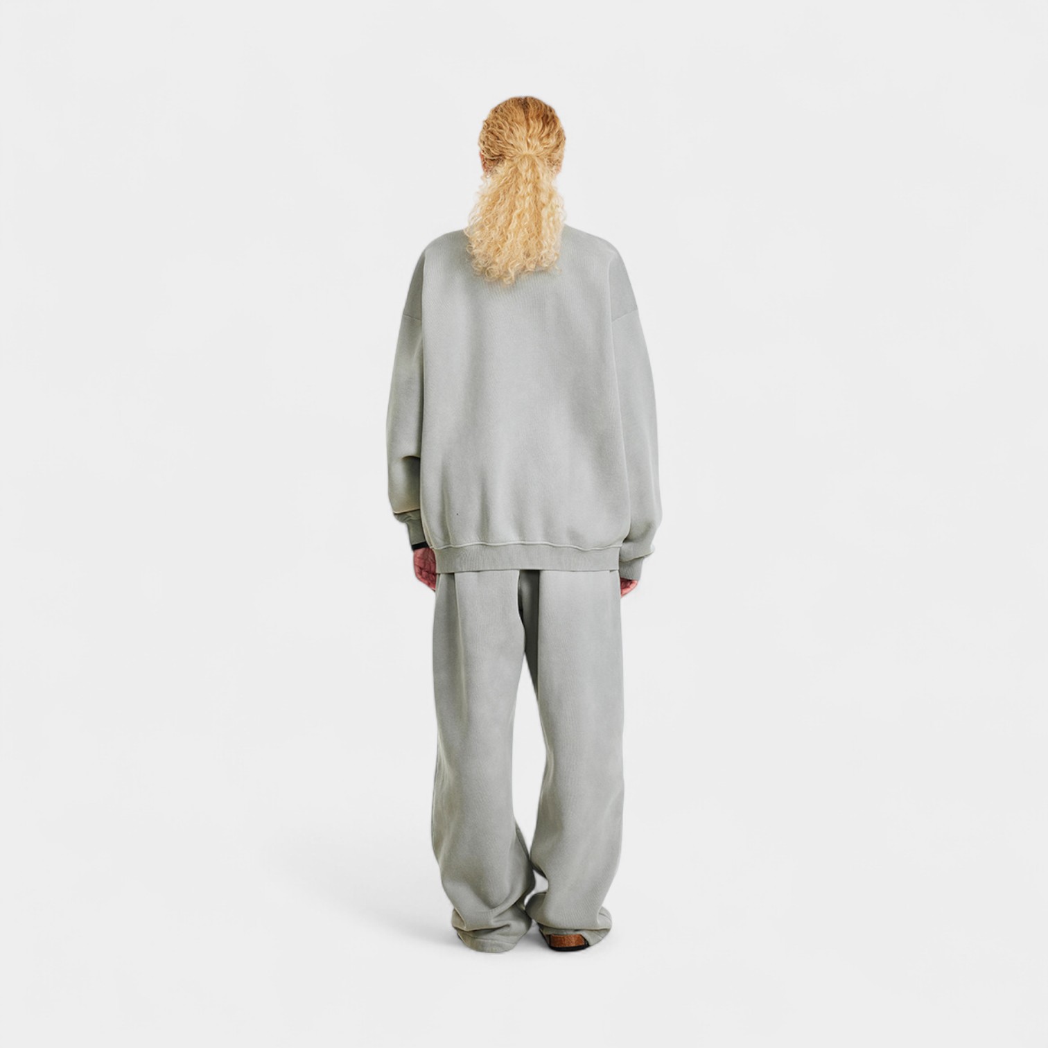 Unisex Artistic print Long sleeves Sweatshirt - Image 3