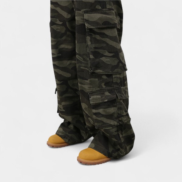 Men's Camouflage pattern Cargo Pants - Image 5