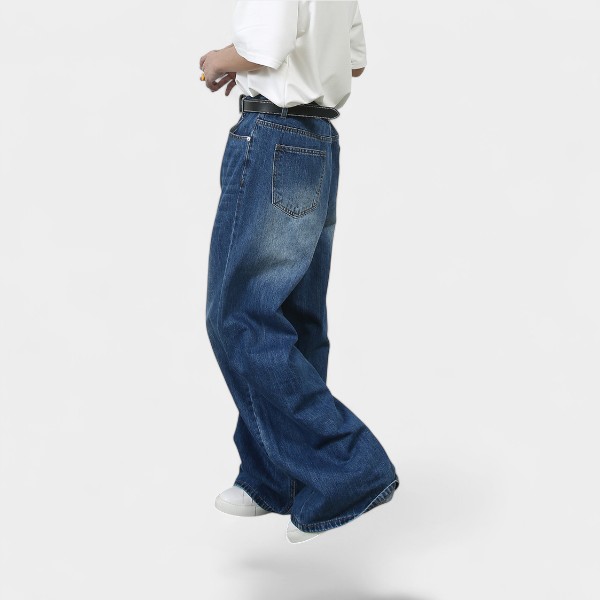 Men's Oversized Jeans - Image 4